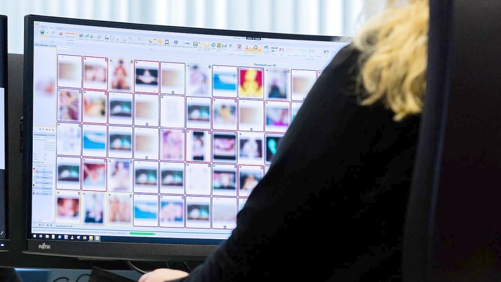 Polizei und Staatsanwaltschaft sichten das mutmaßlich illegale Material. Symbolfoto: Rolf Vennenbernd/DPA/Archiv