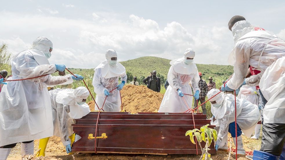 Bereits mehr als 100 Menschen sind im Kongo an Ebola gestorben. (Archivbild) Foto: Moses Sawasawa