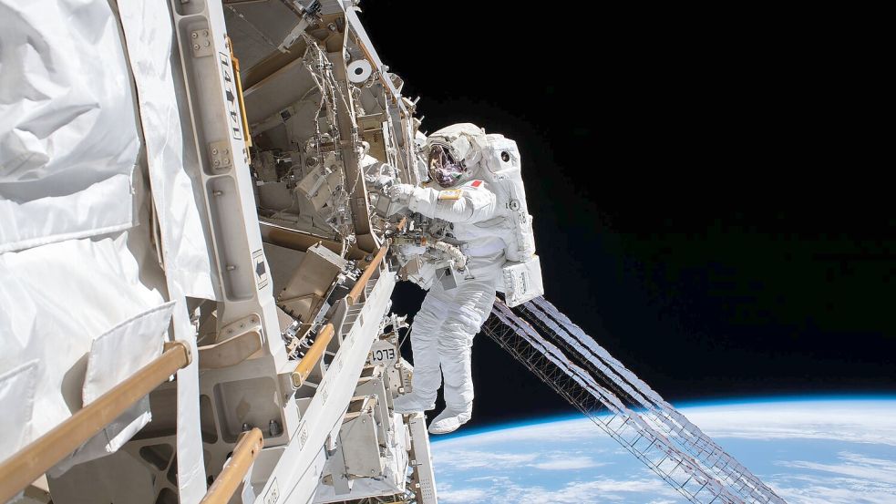 Luca Parmitano war zweimal auf der Raumstation ISS. (Archivbild) Foto: NASA/dpa