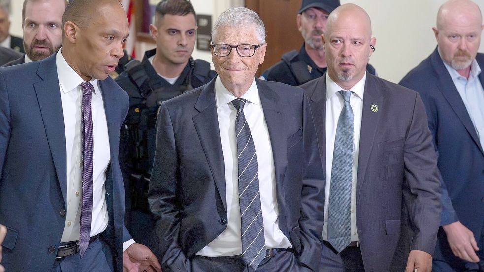 Bill Gates sagt im Kontrollausschuss aus. Foto: J. Scott Applewhite