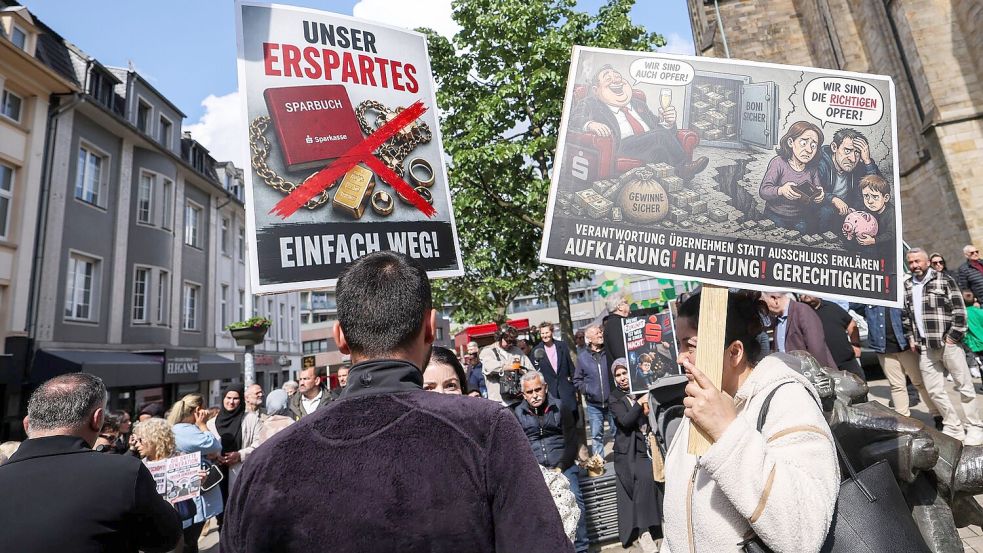 Rechtsstreitigkeiten zwischen Geschädigten und Sparkasse dürften sich lange hinziehen. (Archivbild) Foto: Christoph Reichwein
