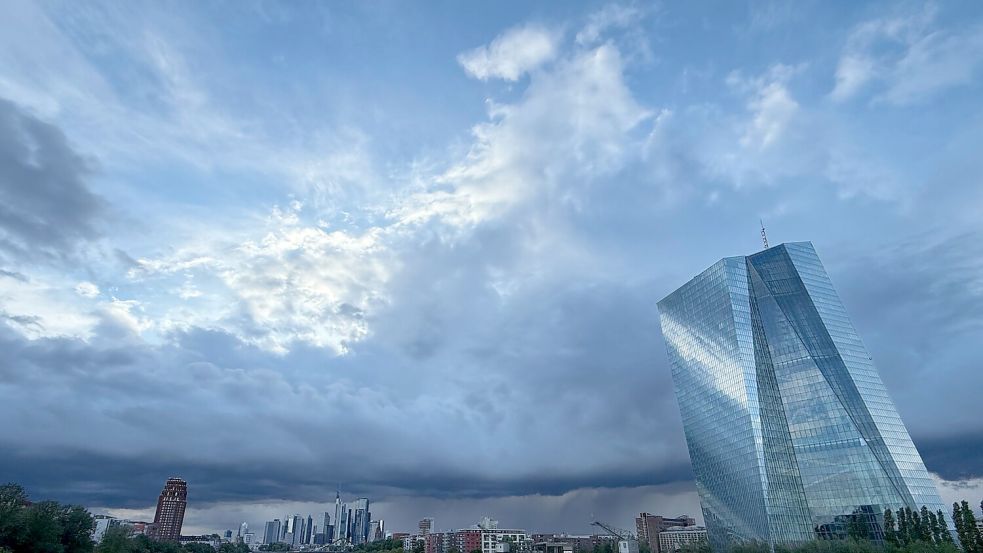 Die steigende Inflation in der Eurozone setzt die EZB unter Druck. (Archivbild) Foto: Boris Roessler