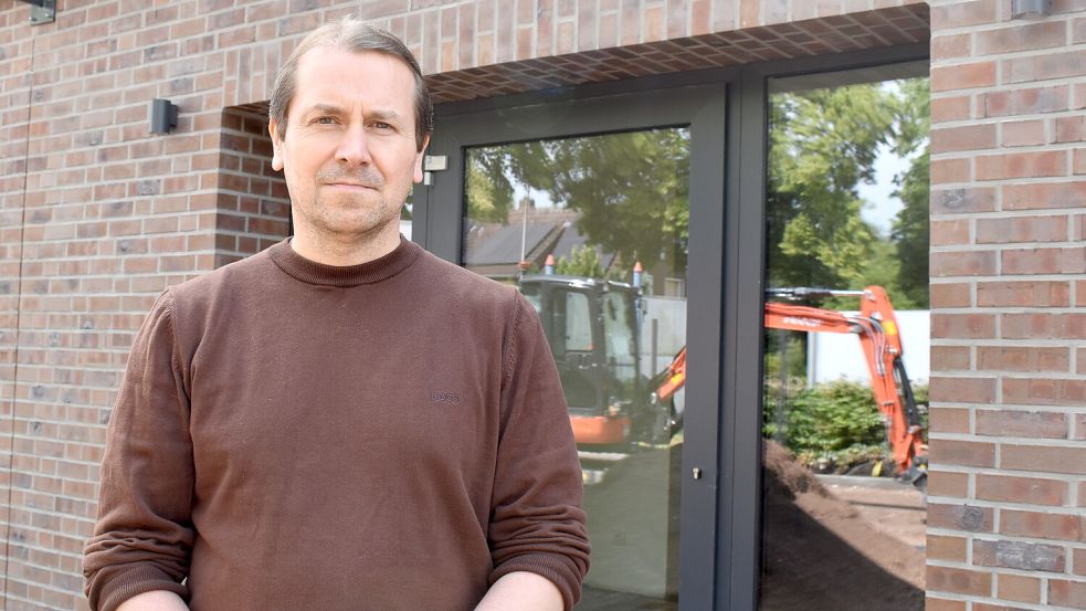 Allgemeinmediziner Nils Döbber zieht mit seiner Praxis an den Steinweg und startet dort am 1. Juli. Foto: Henrik Zein