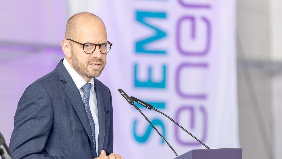 Siemens-Energy-Chef Bruch spricht sich für den Bau von Rechenzentren aus. (Archivbild.) Foto: Daniel Karmann
