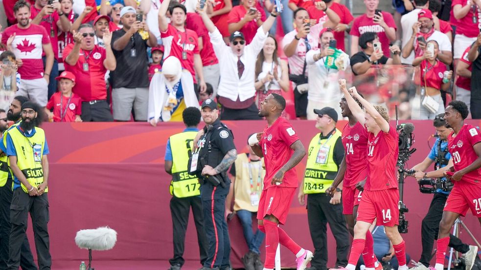 Kanada bejubelte den ersten Punkt bei einer WM-Endrunde. Foto: Nathan Denette