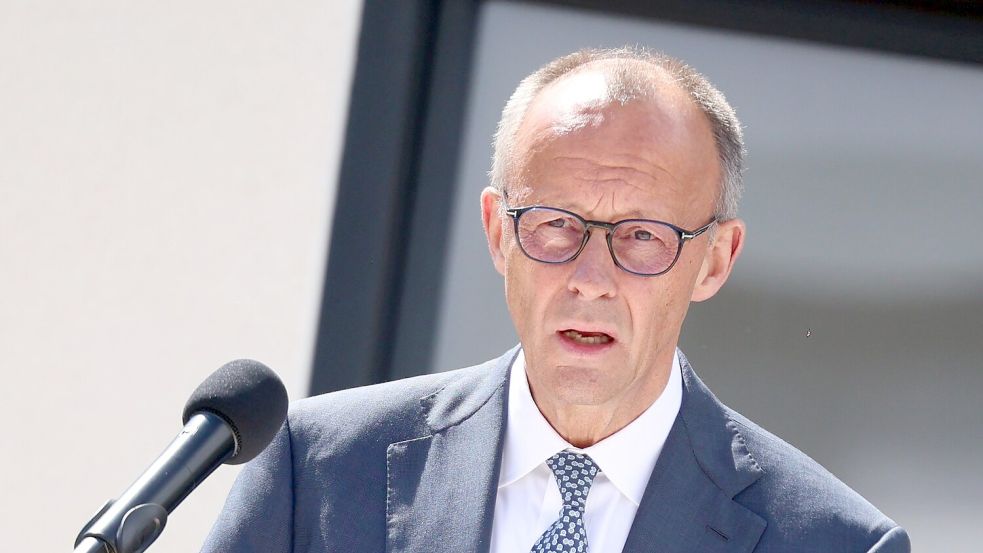 Sich verteidigen können, damit man sich nicht verteidigen muss, lautet die Abschreckungsphilosophie des Bundeskanzlers. Foto: Christoph Reichwein/dpa