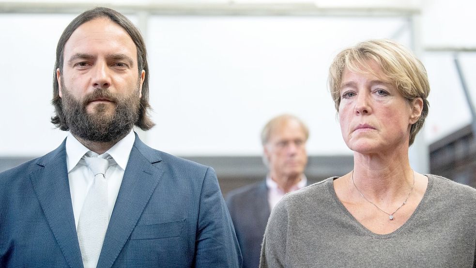 Christina Block und ihr Anwalt Ingo Bott. Foto: Daniel Bockwoldt