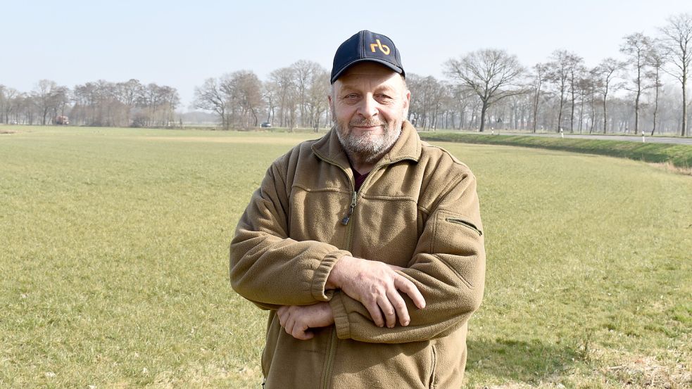 Landwirt Gerald Meyer hatte den Radweg an der L 21 zwischen Holte, Potshausen und Stickhausen per Klage stoppen wollen – das Niedersächsische Oberverwaltungsgericht Lüneburg hat nun über seine Klage entschieden. Foto: Archiv/Henrik Zein