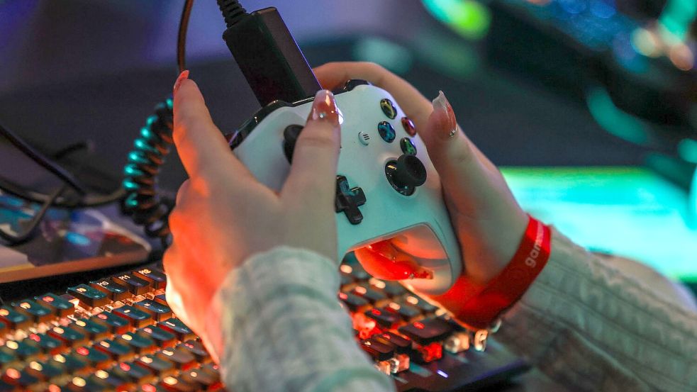 Eine Bürgerinitiative fordert: Einmal gekaufte Videospiele müssen spielbar bleiben. (Symbolbild) Foto: Oliver Berg