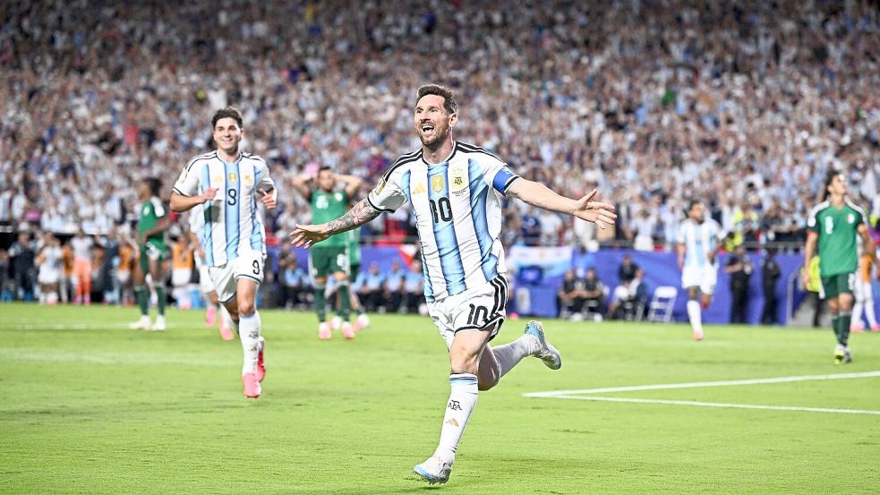 Lionel Messi traf doppelt gegen Algerien. Foto: Tom Weller/dpa