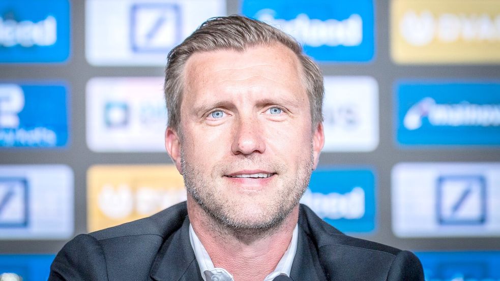 Eintracht Frankfurts Sportvorstand Markus Krösche bleibt übereinstimmenden Medienberichten zufolge Eintracht Frankfurt trotz eines Angebots von der AC Mailand treu. (Archivbild) Foto: Andreas Arnold