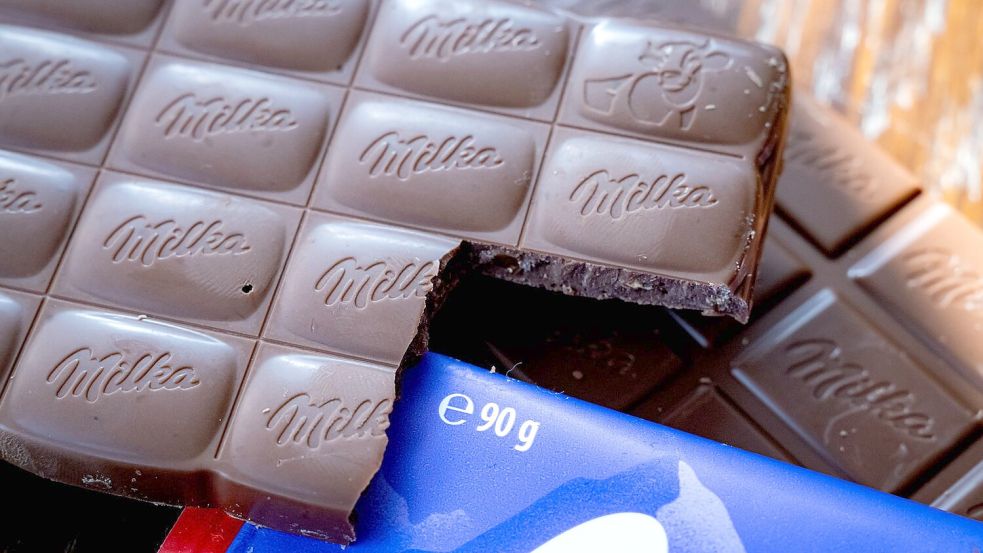 Der Hersteller der Milka-Tafel will ein Urteil nicht akzeptieren. (Symbolbild) Foto: Sina Schuldt