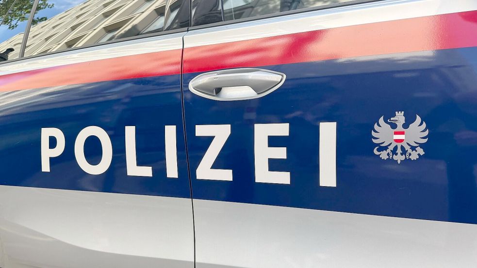 Die 64-Jährige starb noch am Tatort. (Symbolbild) Foto: Matthias Röder/dpa