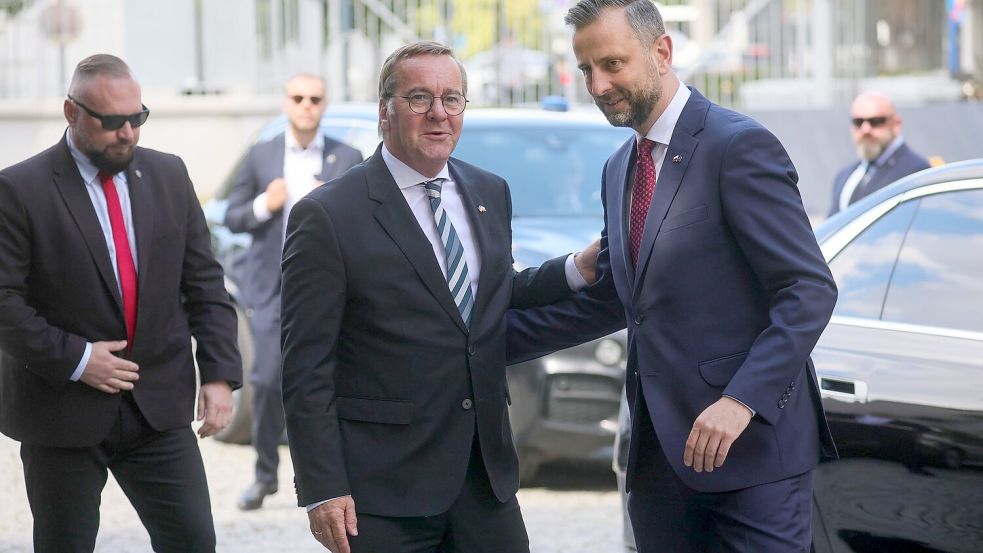 Pistorius und Kosiniak-Kamysz unterzeichneten das Militärabkommen. Foto: Leszek Szymanski
