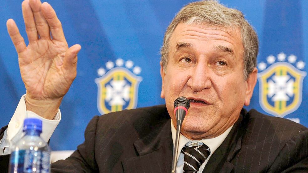 Carlos Alberto Parreira musste ins Krankenhaus. (Archivbild) Foto: Stringer