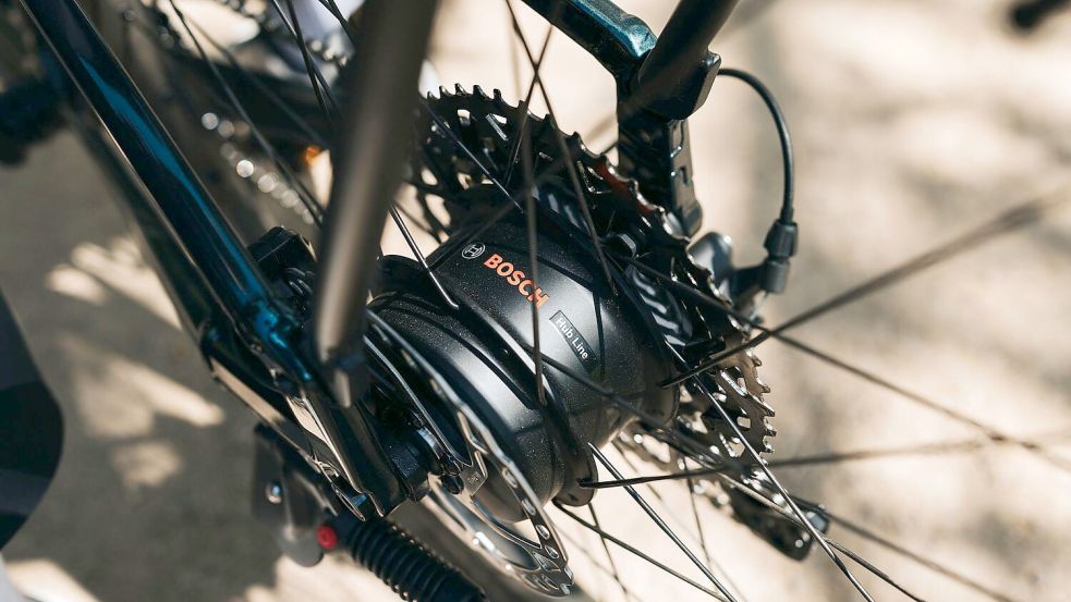 Erstmals stellt Bosch einen Nabenmotor für Elektrofahrräder vor, der leichter als Mittelmotoren ist. Foto: -/Bosch eBike Systeme/dpa