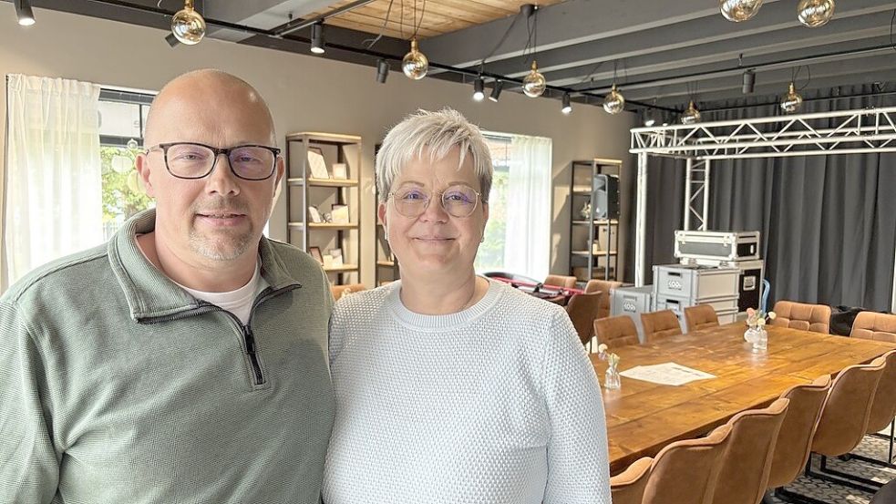 Martina Skorwider und Heiko Müller bieten ihre Räume für Veranstalter an. Foto: Dirk Hellmers