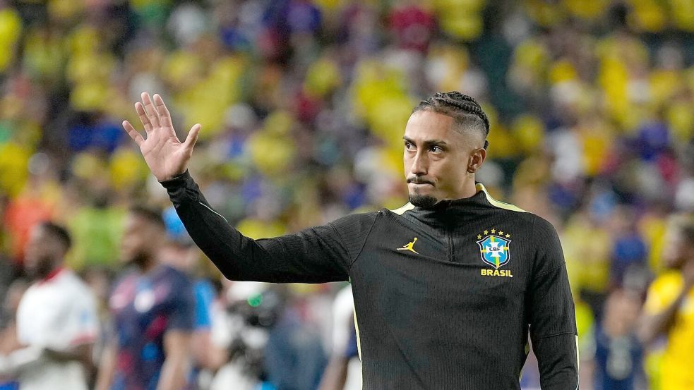 Brasiliens Offensiv-Ass Raphinha musste angeschlagen raus. Foto: Matt Slocum