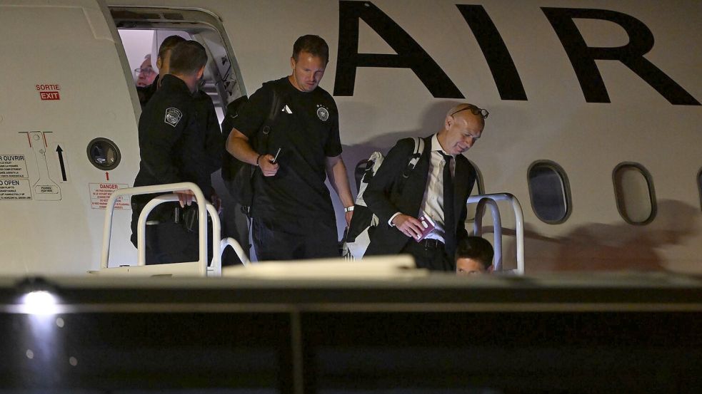 Nach der Rückkehr aus Toronto ist Julian Nagelsmann plötzlich Gruppensieger mit der DFB-Elf. Foto: Federico Gambarini/dpa
