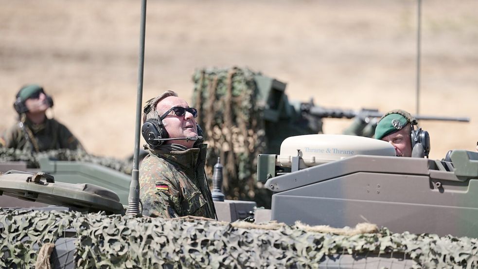Die Stationierung der Brigade ist bisher im Plan. Foto: Kay Nietfeld/dpa