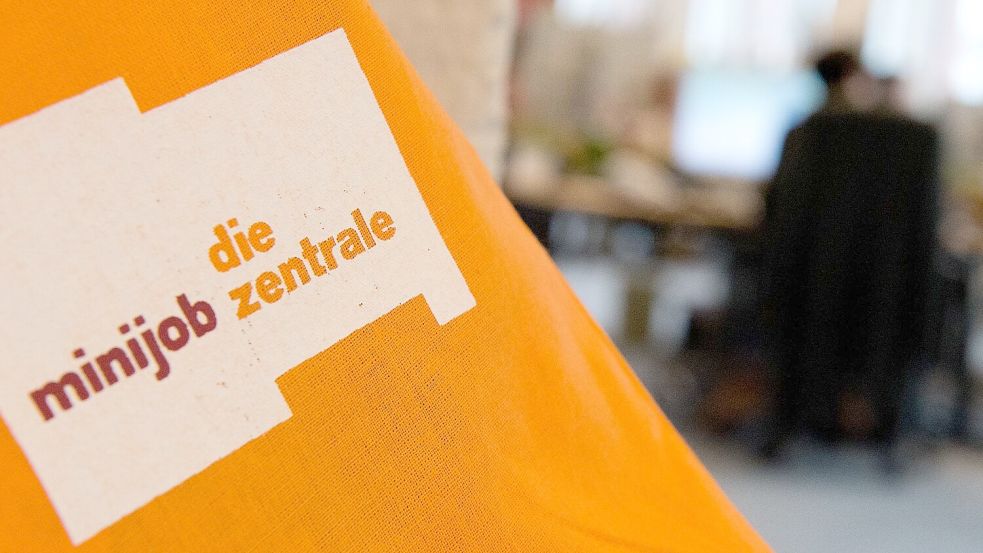 Die Möglichkeit von Minijobs, steuer-und abgabenfrei für die Beschäftigten, soll künftig wegfallen (Archivbild). Foto: Marc Tirl/dpa