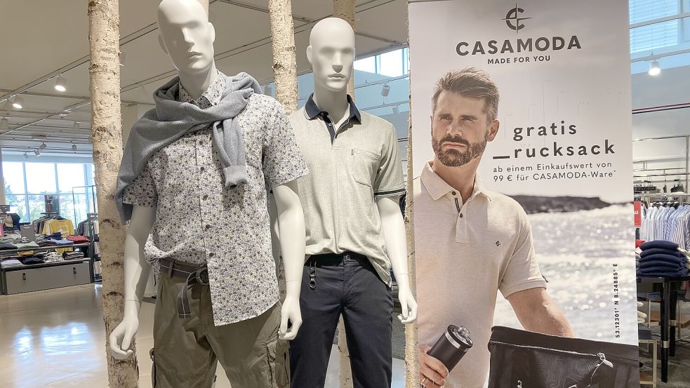 Ab einem Einkaufswert von 99 Euro für Casa Moda-Artikel gibt es einen hochwertigen Rucksack geschenkt.