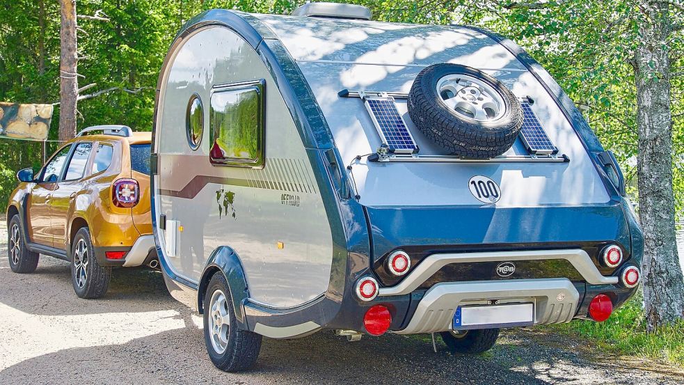 Klein, leicht und aerodynamisch: Modelle aus der T@b-Retro-Baureihe von Hersteller Tabbert sind ideal für Elektroautos.
