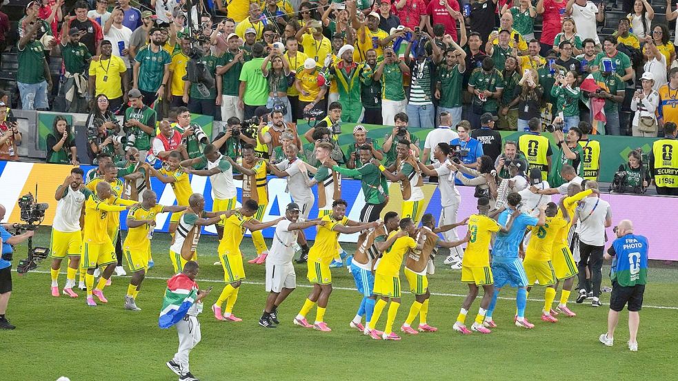 Südafrika steht erstmals in der K.-o.-Phase einer Fußball-WM. Foto: Dolores Ochoa