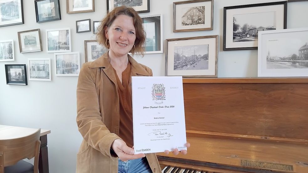 Sabine Santjer zu Besuch im Ankerplatz Rhauderfehn anlässlich ihrer Auszeichnung durch die Stadt Emden. Foto: Clarissa Scherzer