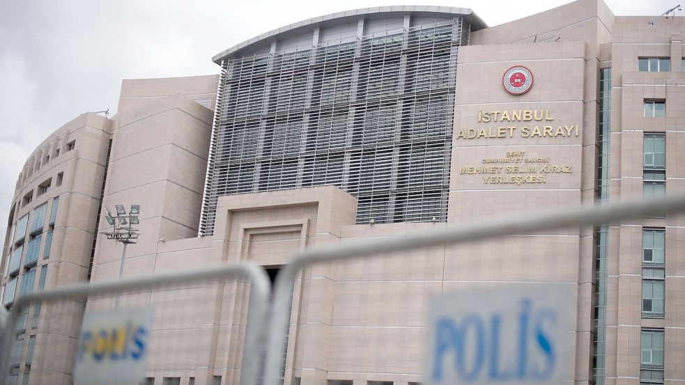 Im Prozess nach dem Tod einer vierköpfigen Familie aus Hamburg gab es mehrere mehrjährige Haftstrafen. (Symbolbild) Foto: Marius Becker