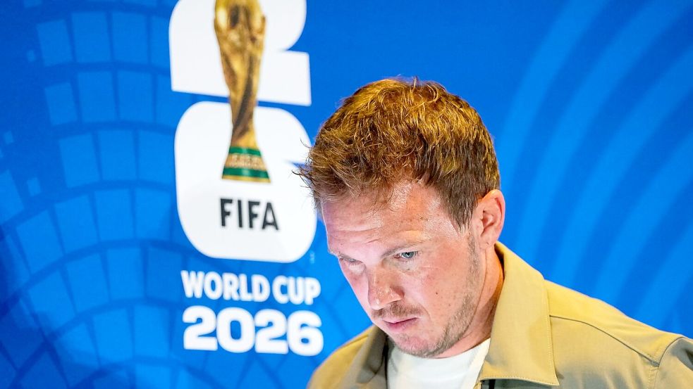 Julian Nagelsmann spricht über die Kritiker und die WM-Erwartungen. Foto: Martin Meissner