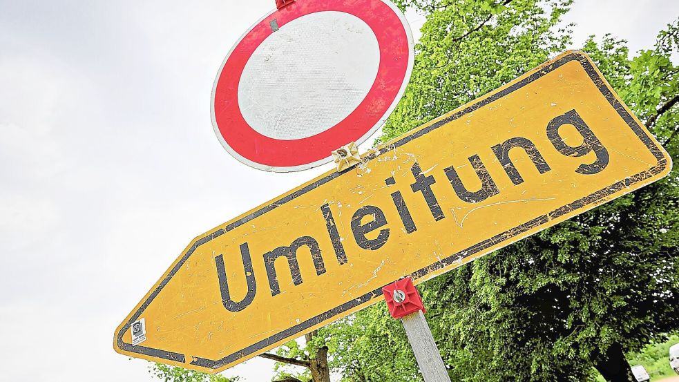 In den Sommerferien wird die Fahrbahn der A281 zwischen Seehausen und Bremen-Neustadt erneuert – das hat auch Auswirkungen auf Delmenhorster Pendler. Foto: imago images / Rolf Poss