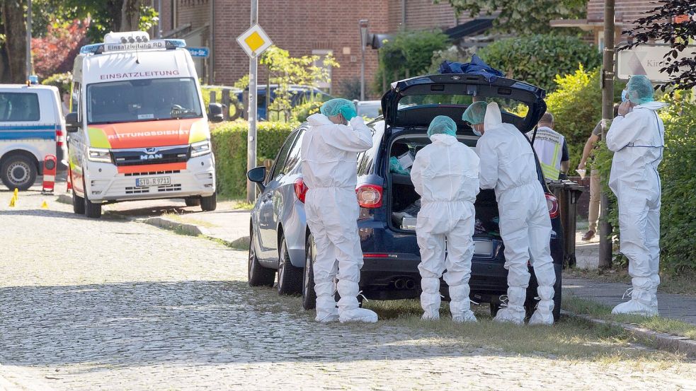 Sechs Menschen werden in Stade erschossen, weitere Verletzte gibt es aber - anders als zunächst berichtet - nicht. Foto: Ulrich Perrey