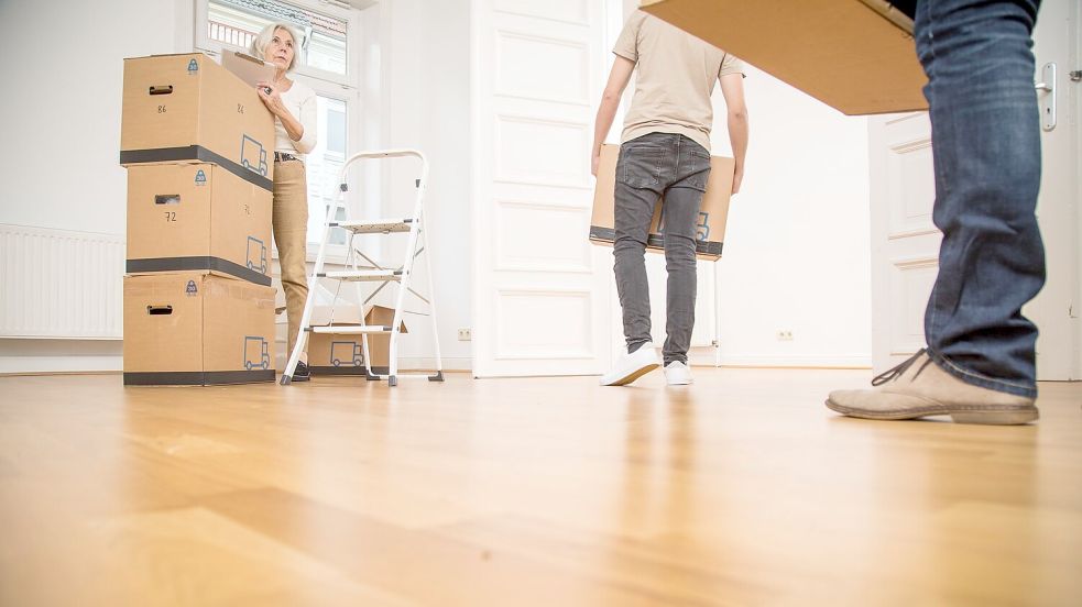 Männer sind beim Auszug aus dem Elternhaus im Schnitt älter als Frauen. (Symbolbild) Foto: picture alliance / dpa-tmn