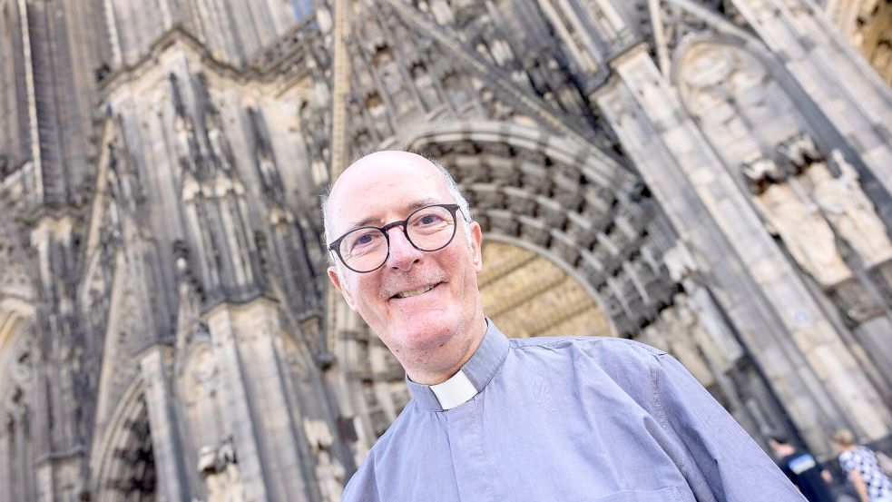 Domprobst Guido Assmann zeigte sich zum Start des Eintrittspreises gut gelaunt. Foto: Rolf Vennenbernd