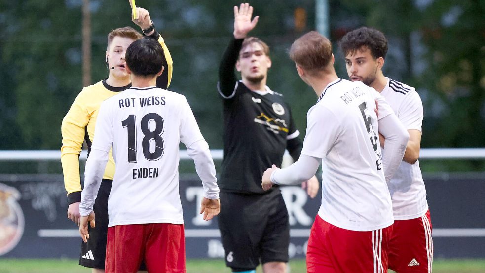 Das Sportgericht tagte am Mittwochabend zum Fall RW Emden/Kickers II. Foto: Doden/Emden