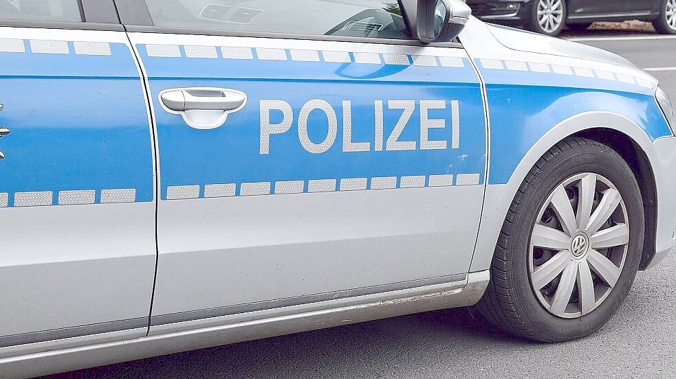 Bei einem Verkehrsunfall in Papenburg sind zwei Personen ums Leben gekommen. Symbolfoto: Pixabay
