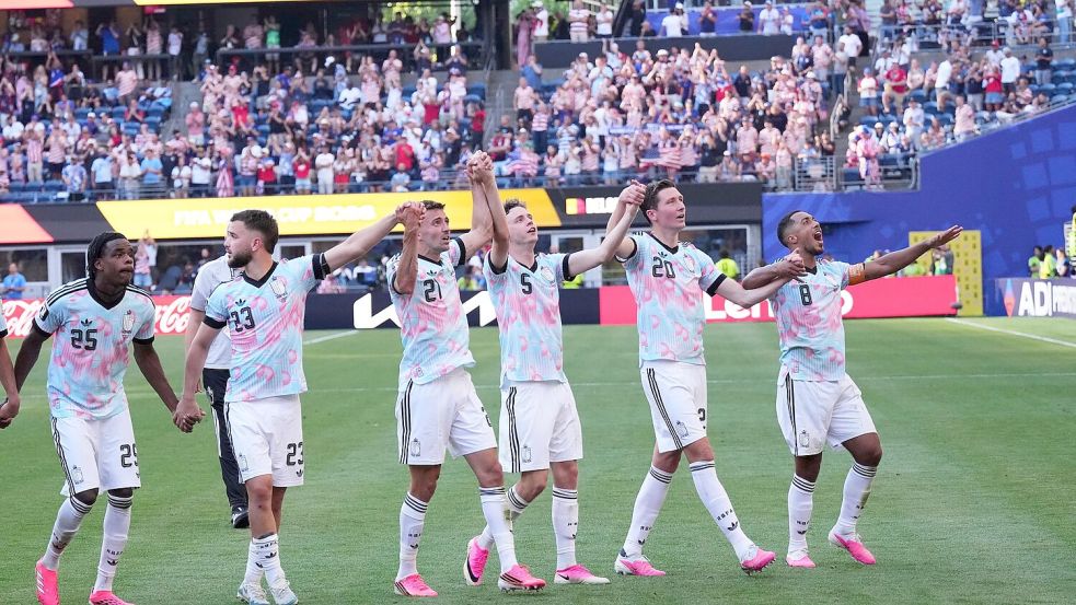 Belgien bejubelt den Einzug ins Viertelfinale. Foto: Ted S. Warren