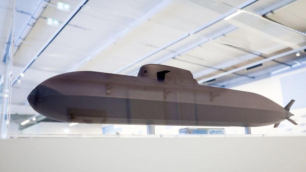 Ein Modell des U-Boots der Klasse 212CD. (Archivbild) Foto: Christian Charisius