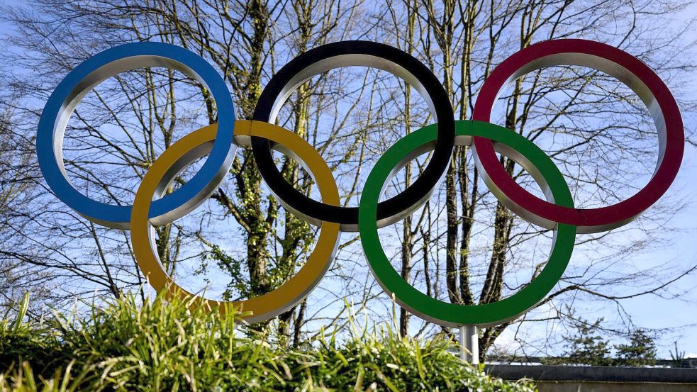 Das IOC hebt die Sanktionen gegen Russland vorerst auf. (Archivbild) Foto: Laurent Gillieron/KEYSTONE/dpa