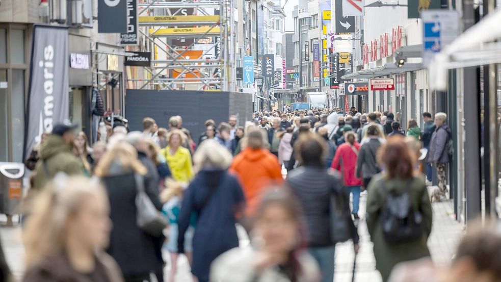 Verbände fordern, dass sonntags häufiger eingekauft werden kann. (Symbolbild) Foto: Thomas Banneyer