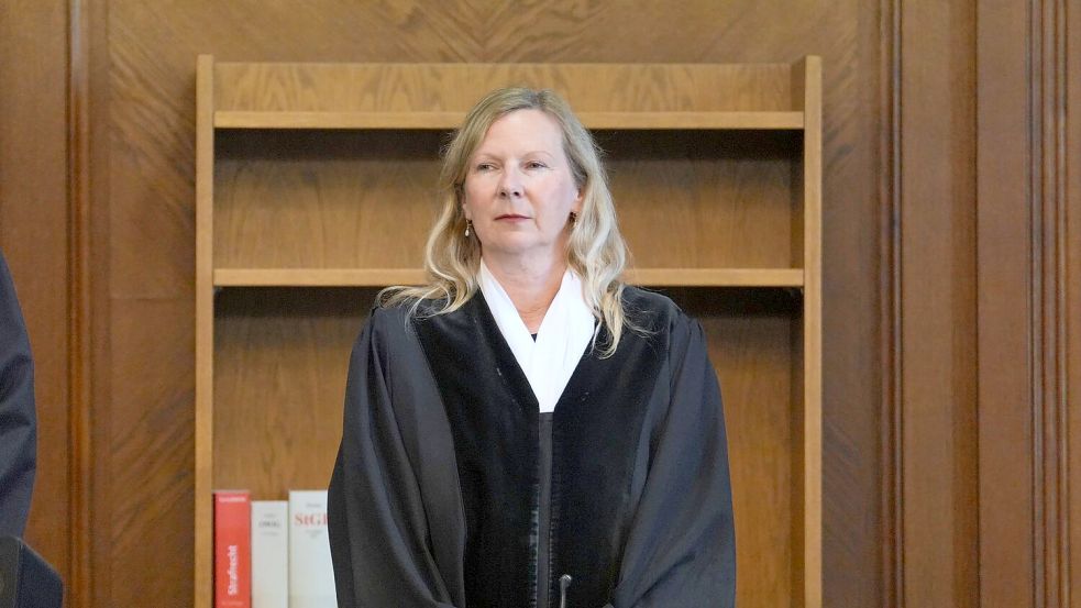 Die Vorsitzende Richterin Sylvia Busch vor der Urteilsverkündung. Foto: Soeren Stache/dpa