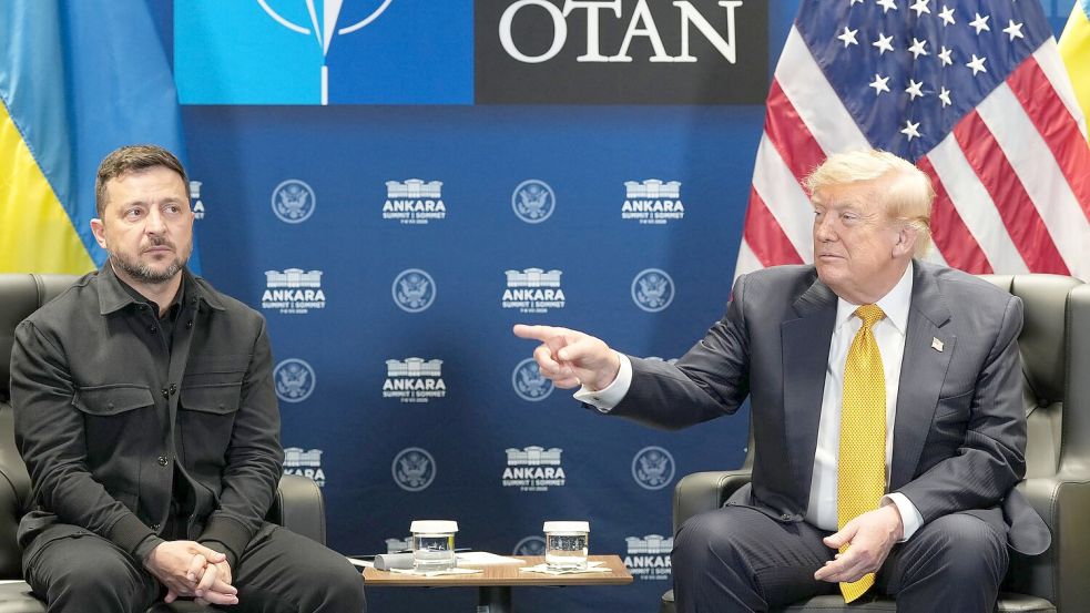 „Haben Sie eine Frage für Präsident Putin?“ An einer Stelle des Auftritts zeigte Trump bei dieser Frage auf Selenskyj. Foto: Alex Brandon