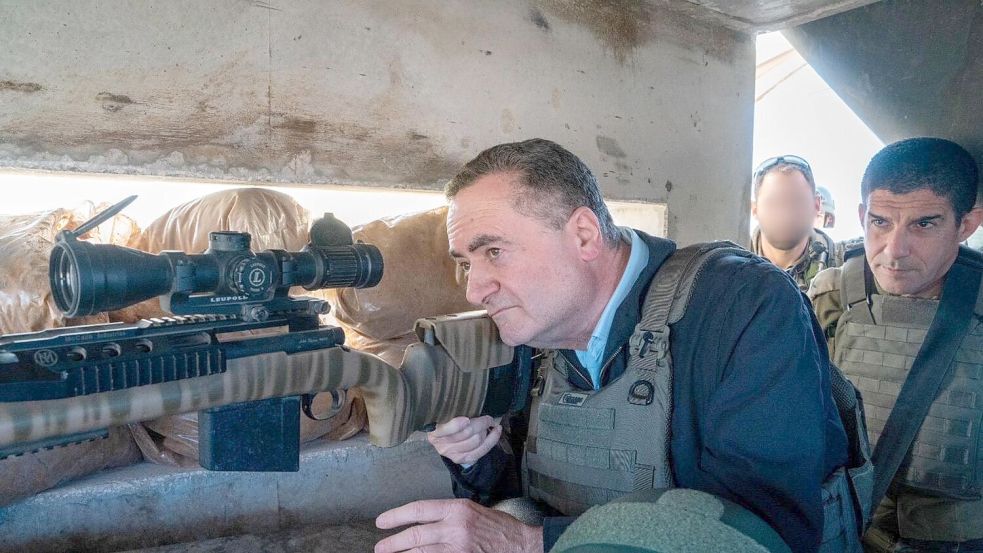 Israels Verteidigungsminister Katz knüpft einen Truppenabzug aus dem Südlibanon an eine vollständige Entwaffnung der libanesischen Hisbollah-Miliz. (Archivbild) Foto: Ariel Hermoni/Verteidigungsminis