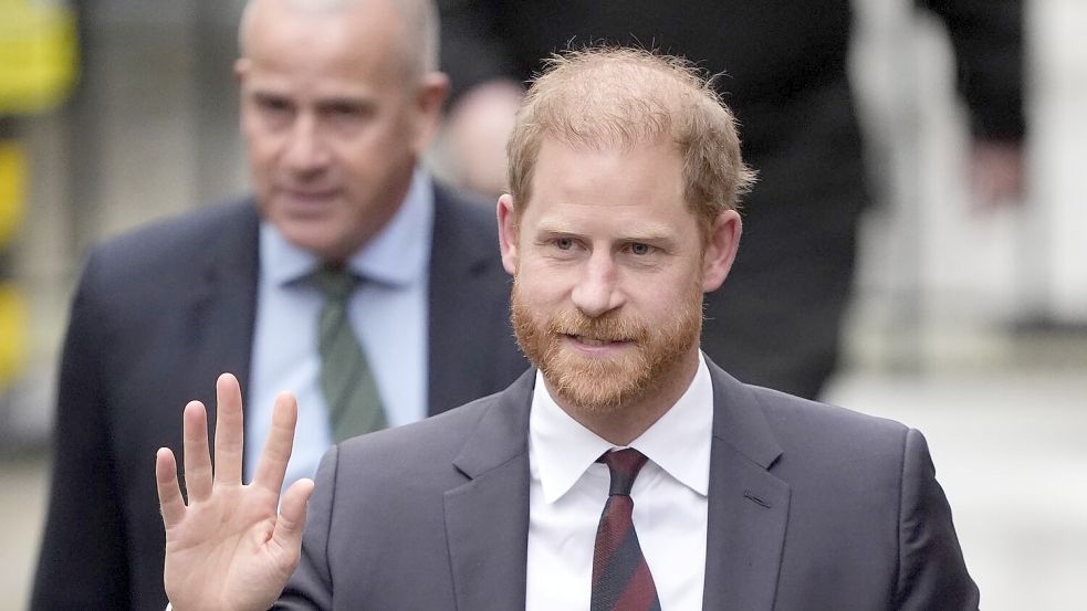 Der britische Prinz Harry traf Berichten zufolge seinen Vater. Foto: Aaron Chown/PA Wire/dpa
