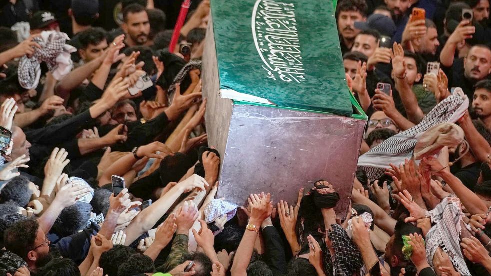 Irans Führung schwört Rache nach der Chamenei-Bestattung. (Archivbild) Foto: Khalil Hamra
