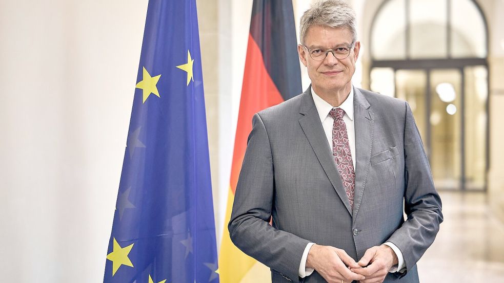 Der Minister stellt die Fahrgäste auf einen langen Weg ein, bis sich die Zuverlässigkeit bei der Bahn wieder bessert. Foto: Michael Ukas