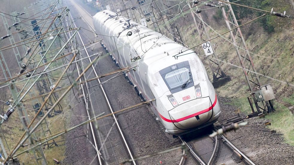 Die Neubaustrecke Hamburg-Hannover ist aus Sicht der Bahn dringend erforderlich. (Archivbild) Foto: Julian Stratenschulte