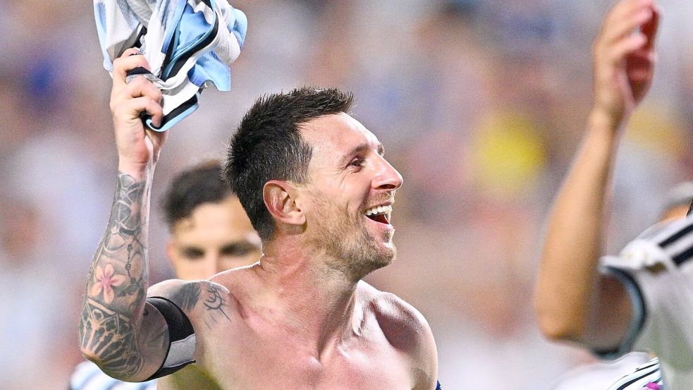 Auch ohne eigenes Tor überglücklich: Lionel Messi. Foto: Tom Weller/dpa
