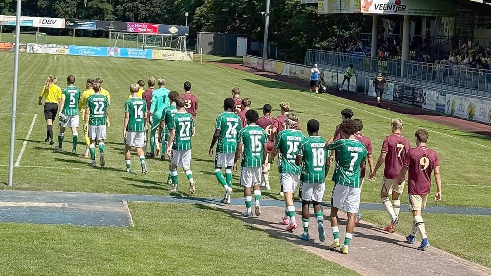 Werder Bremen II und SC Heerenveen II haben sich einen torreichen Schlagabtausch geliefert. Foto: Germania Leer
